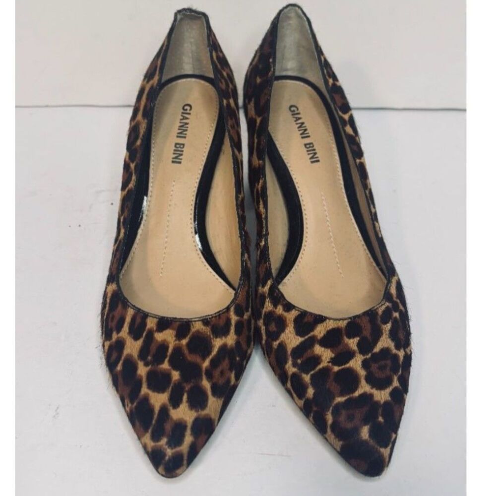 Gianni Bini Leopard Print Calf Hair Pointed Toe Pumps 7M - Picture 6 of 8